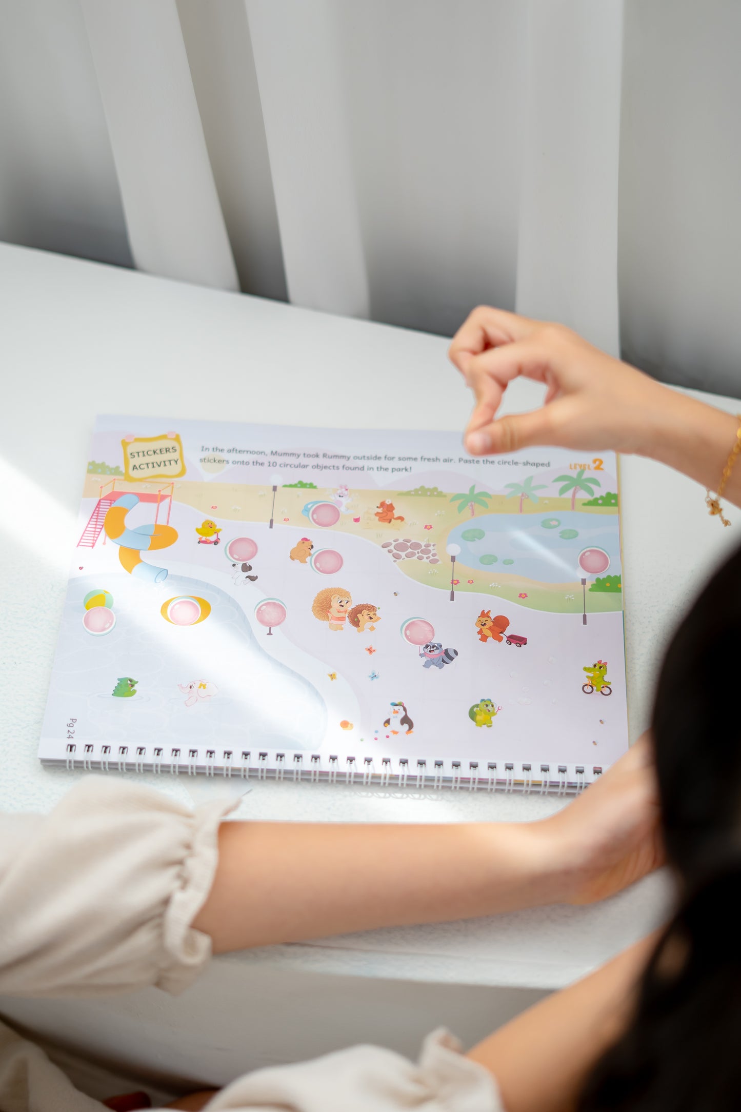 2D and 3D Shapes - Play & Learn Activity Book (4-7yo)