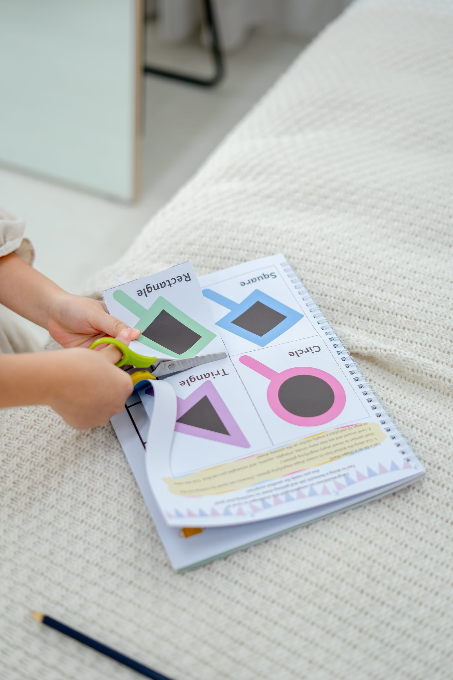 2D and 3D Shapes - Play & Learn Activity Book (4-7yo)