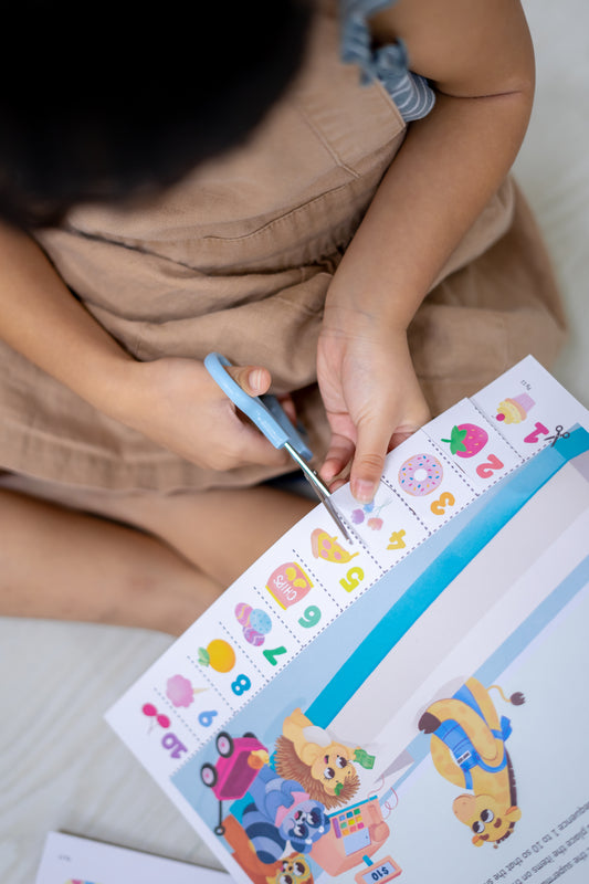 Numbers 1 to 30 - Play & Learn Activity Book (3-7yo)